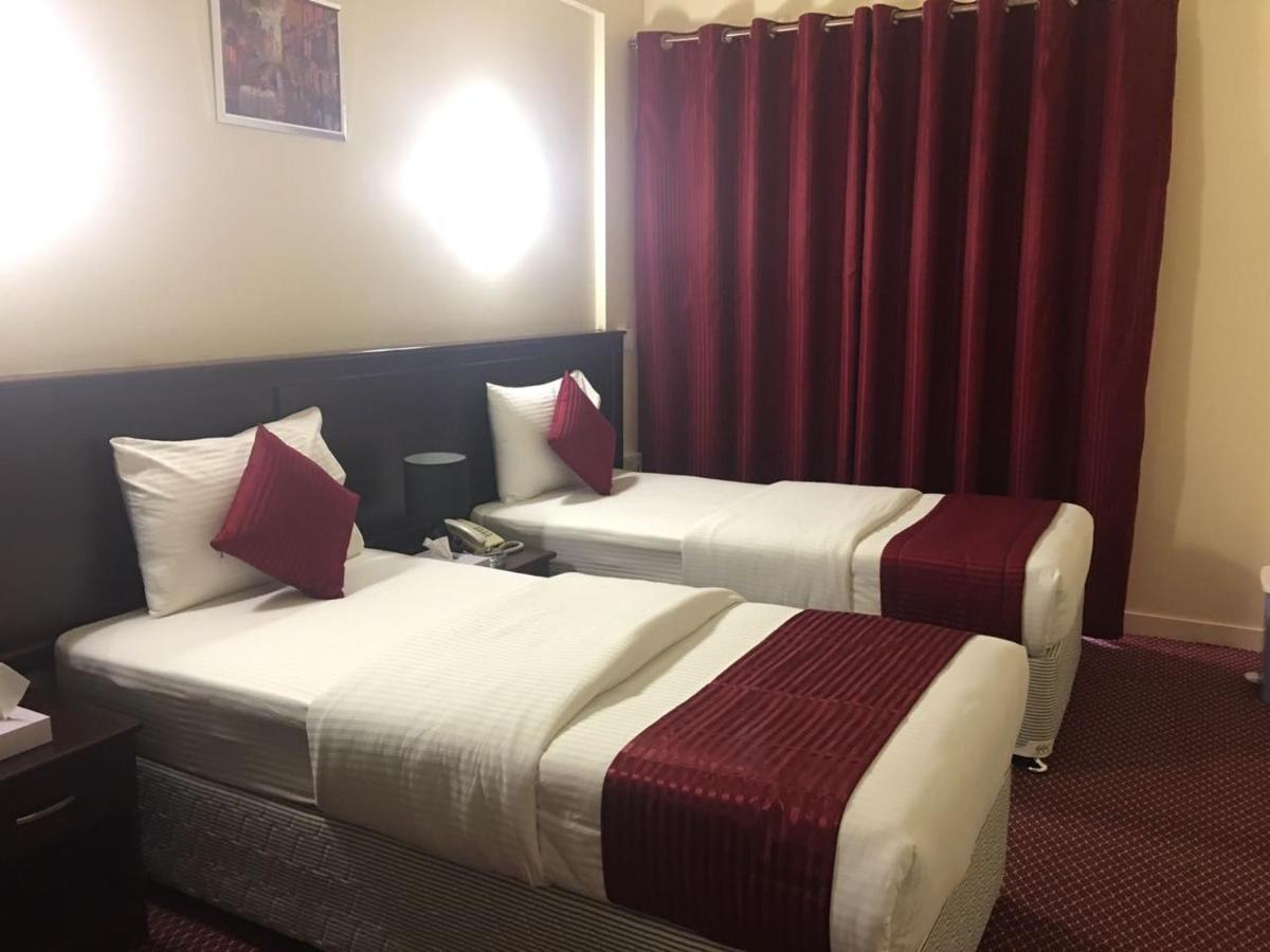 Simba Hotel Dubai Buitenkant foto
